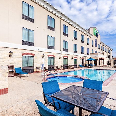 Holiday Inn Express Hotel & Suites Floresville By Ihg Exterior foto